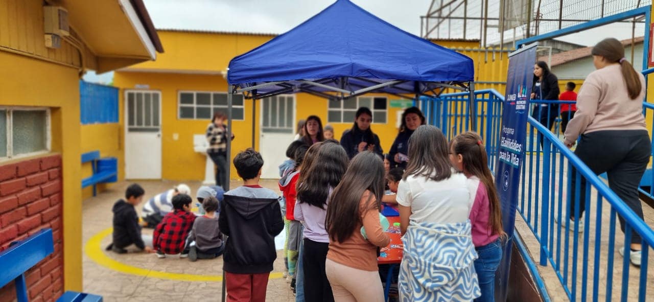 ¡Día de Alegría y Convivencia en el Colegio HF Camilo Henríquez de Quilpué! - 584436869_1319445066645149_7364206152270562796_n.jpg